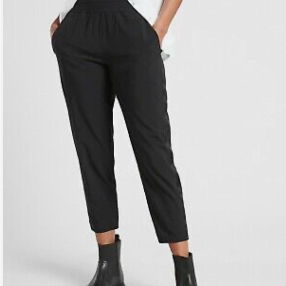 Athleta Nolita Slim Tapered Crop Pant Size 16